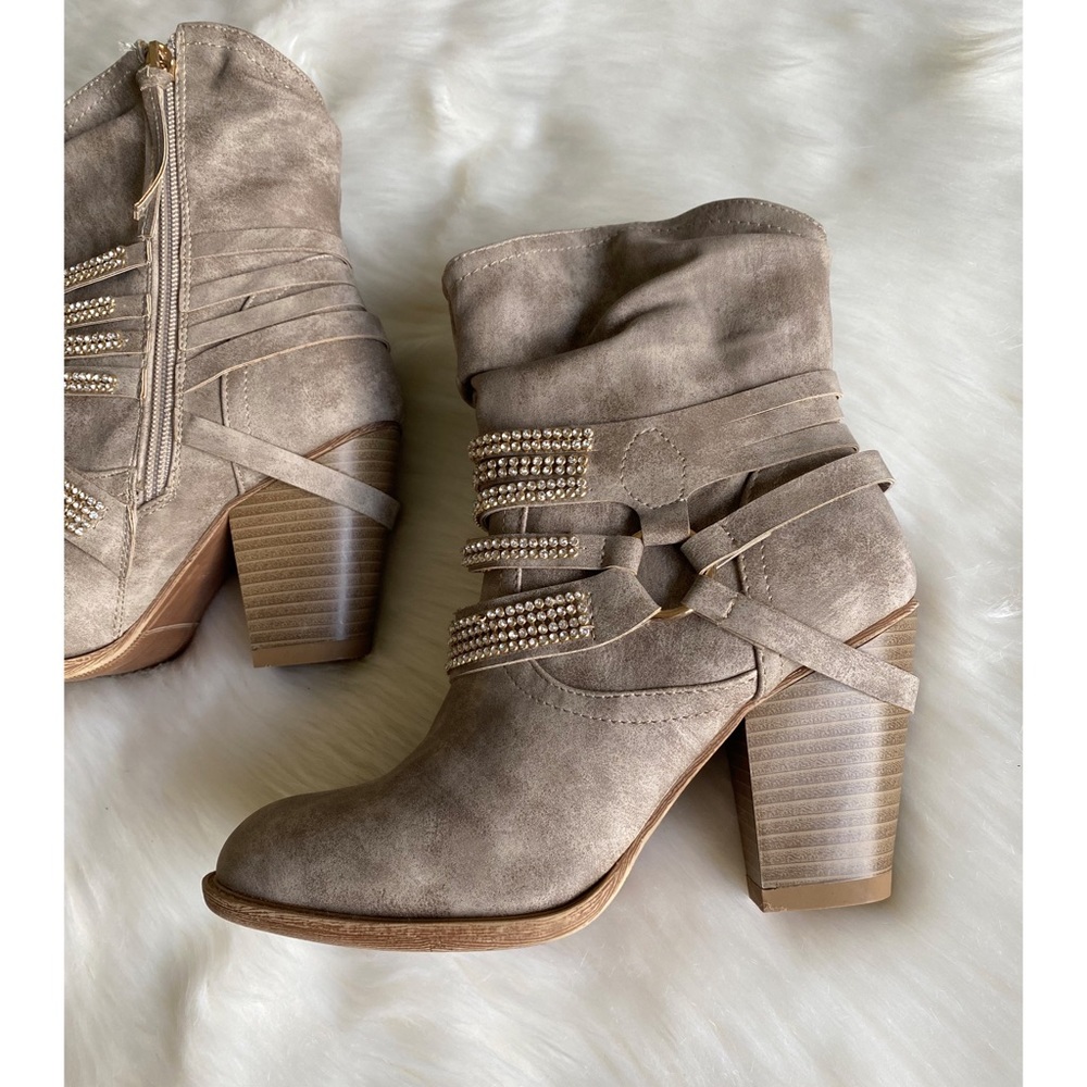 Daisy Fuentes, ankle boots with rhinestones
